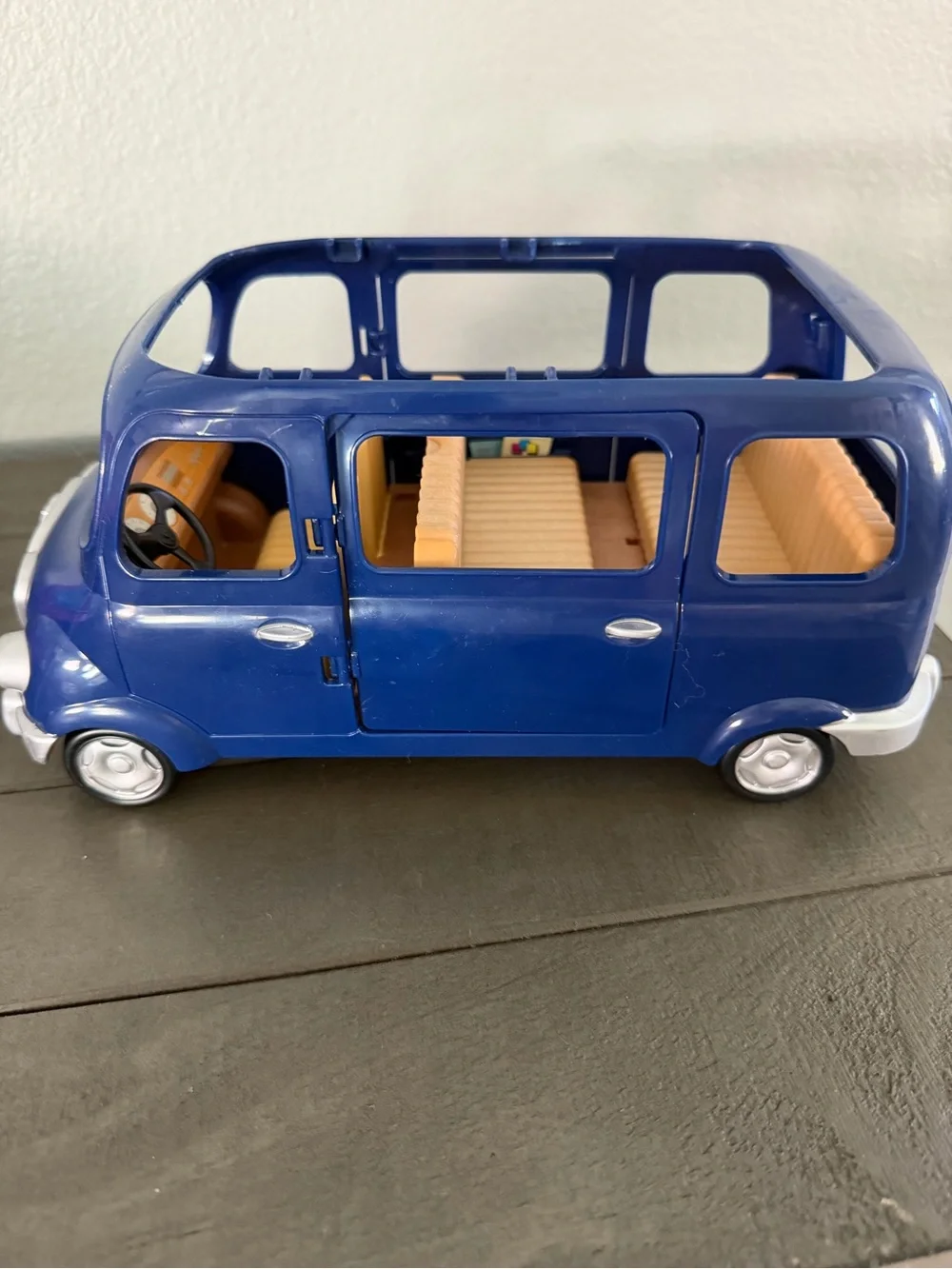 Calico Critters Blue Van